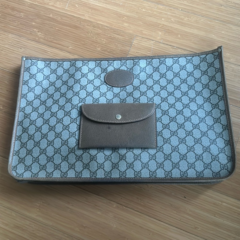 Vintage Gucci Oversized Portfolio